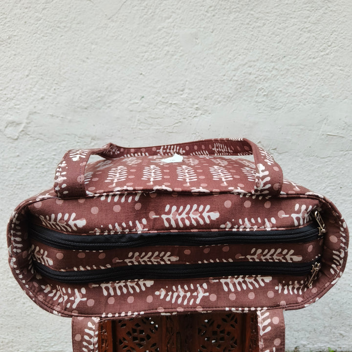 9Am to 5Pm tote brown with leaf print