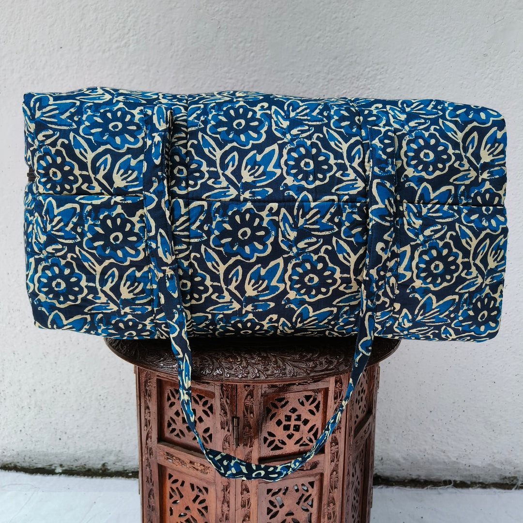 Rectangle Travel Bag Blue with flower print