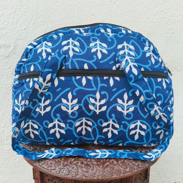 Everyday Tote blue with white leaf print