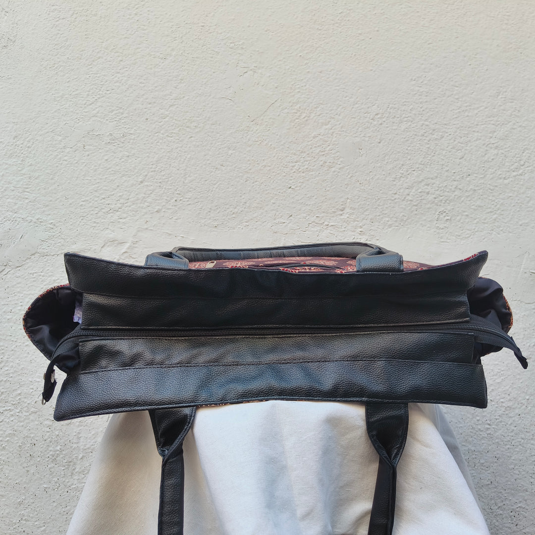 Versatile partition tote black with red leaf print