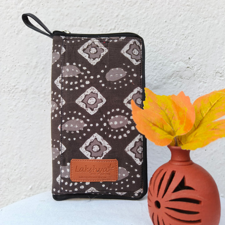 Utility Wallets grey with dot print