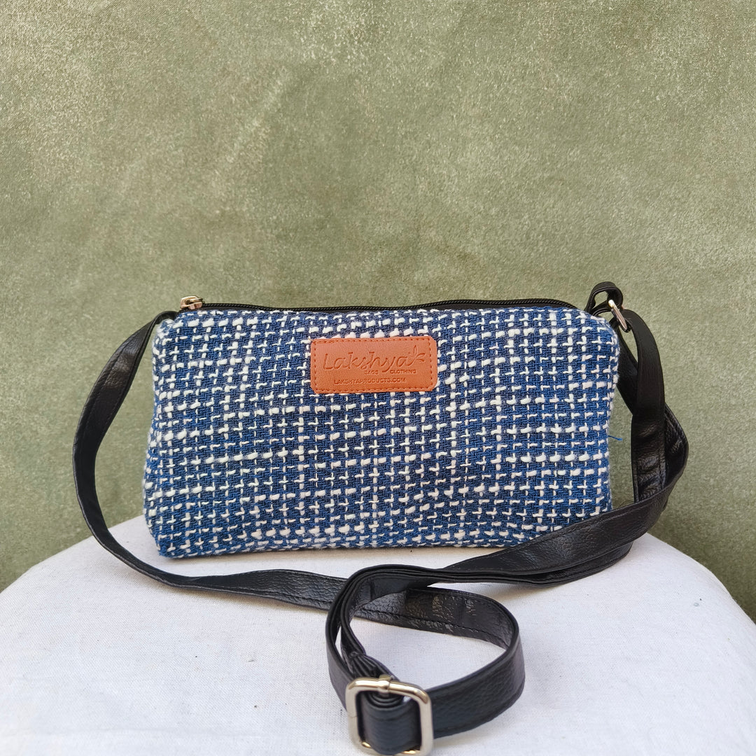 Easy Sling blue with white line print