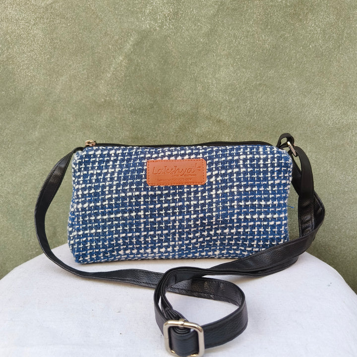 Easy Sling blue with white line print
