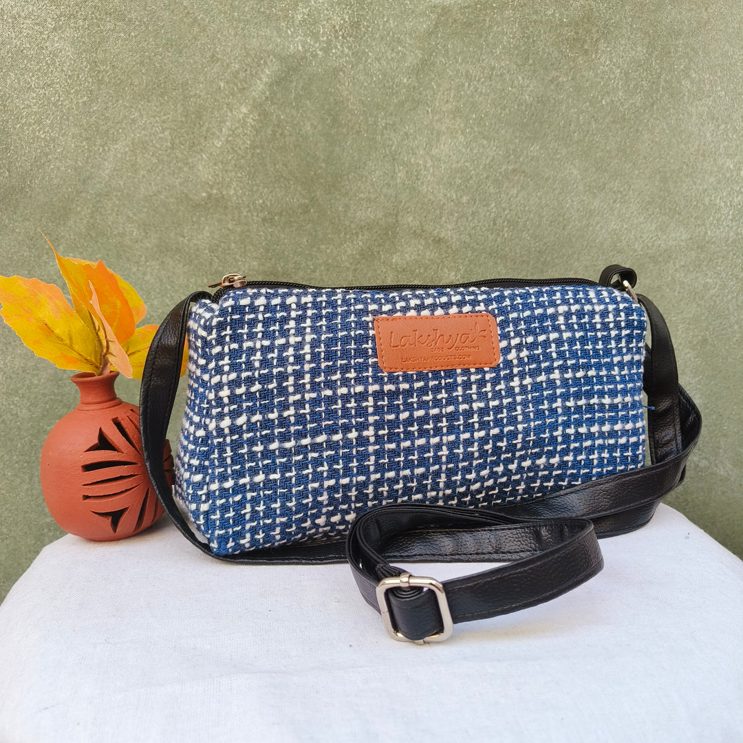 Easy Sling blue with white line print