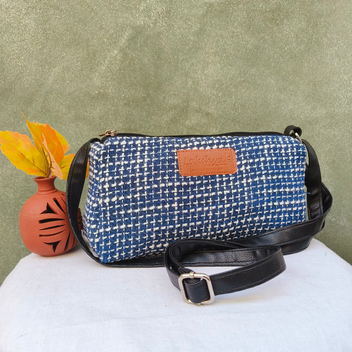Easy Sling blue with white line print