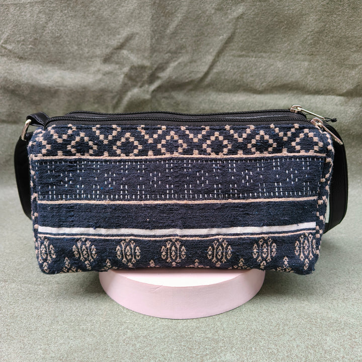 Easy Sling dark blue with block print