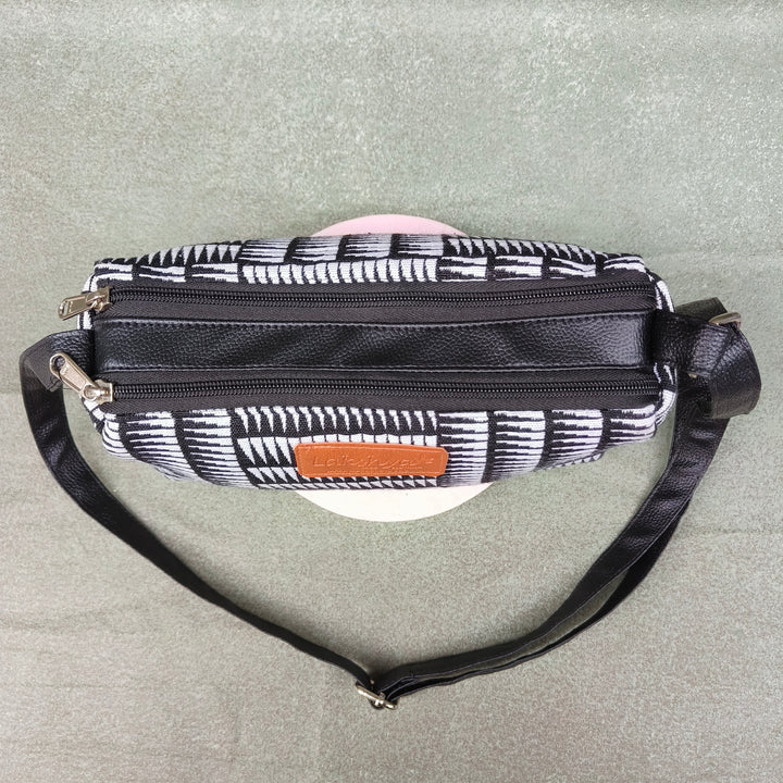 Easy Sling Black with white strip