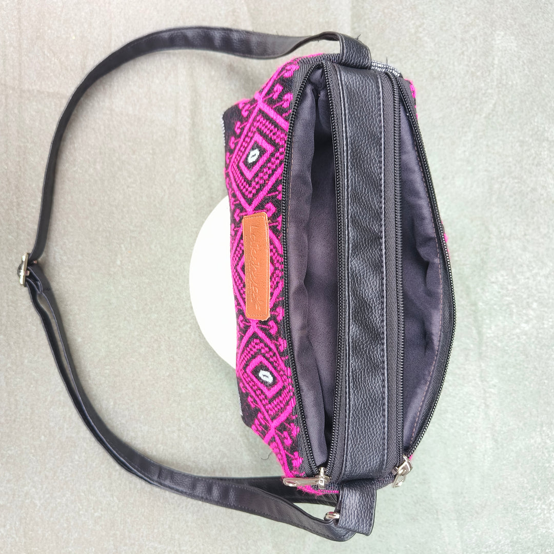 Easy Sling Black with pink diamond print
