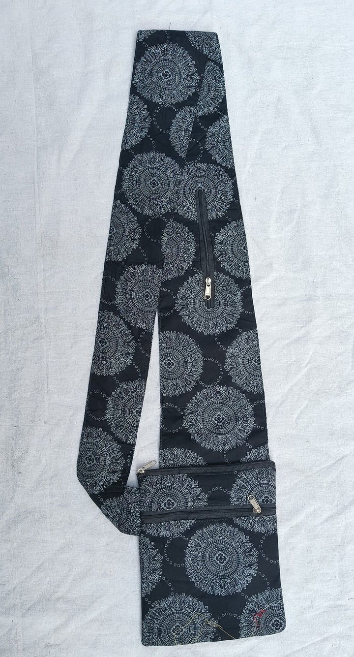 Pilgrim Bag -Black with circle print