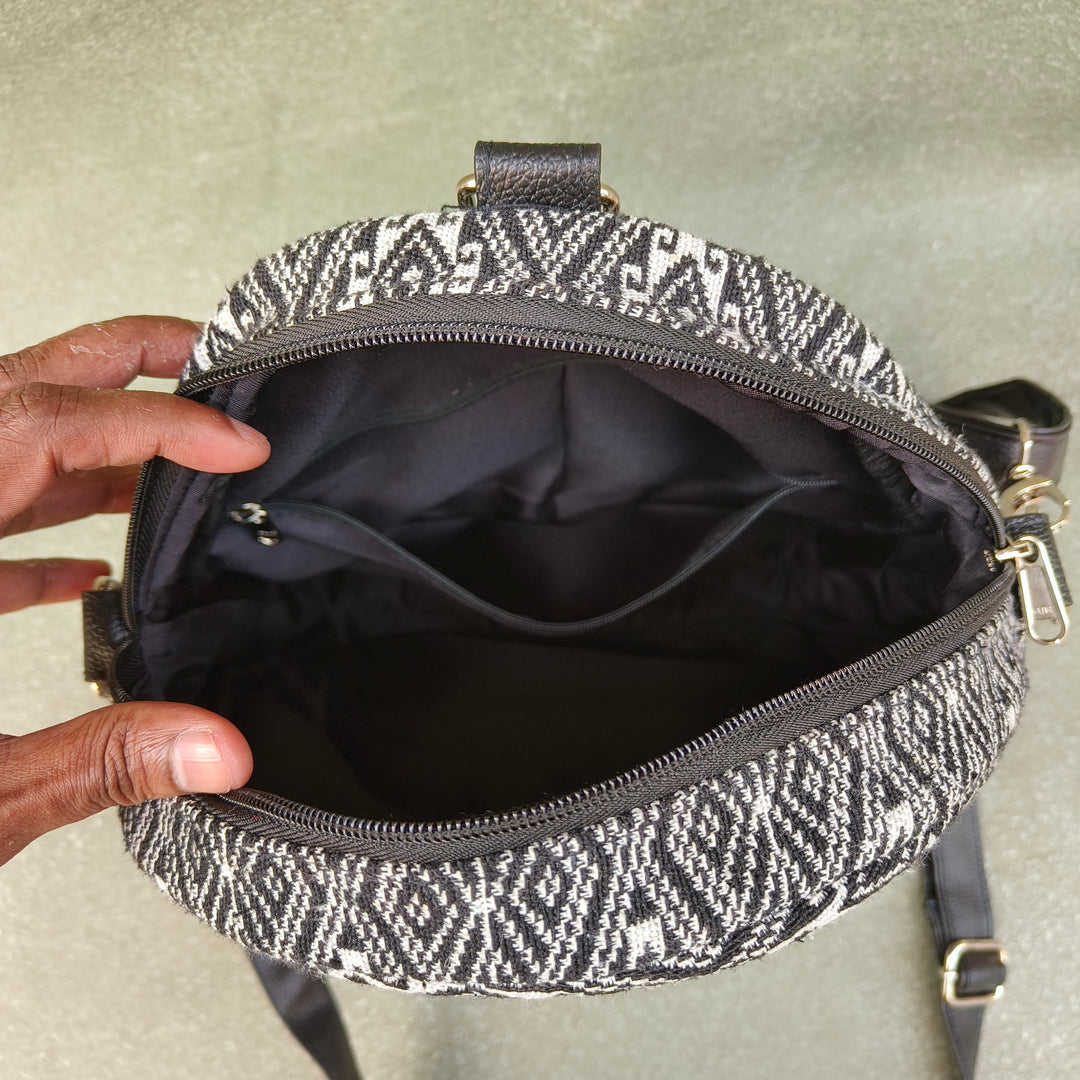 BackSwings black with white jaipur print