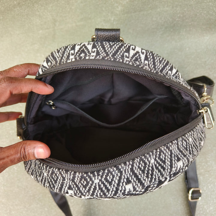 BackSwings black with white jaipur print