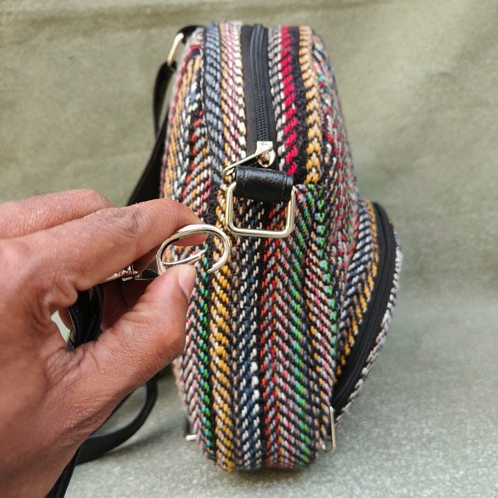 BackSwings grey with multicolor arrow