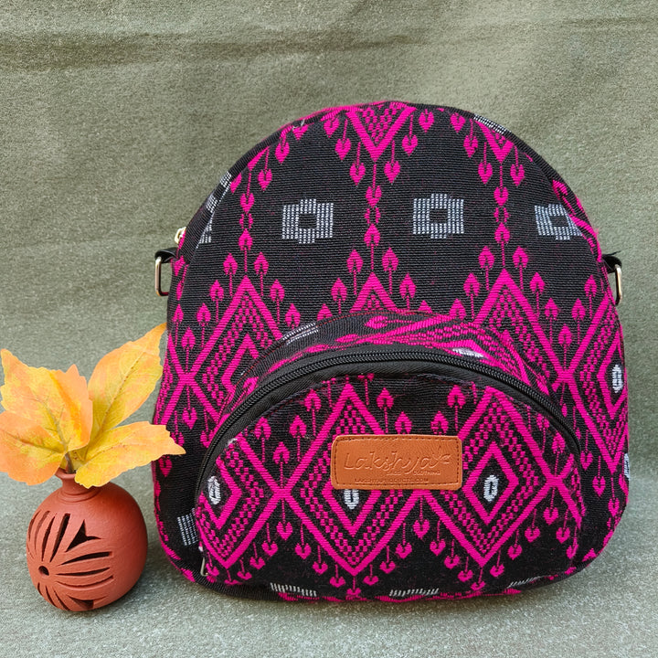 BackSwings Dark pink with black diamond print