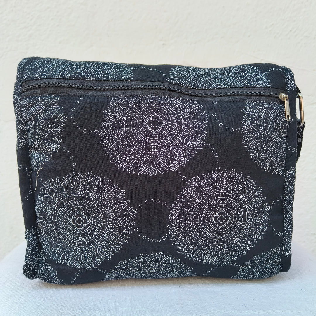 Multizipper Sling 4 Zips Black with circle print