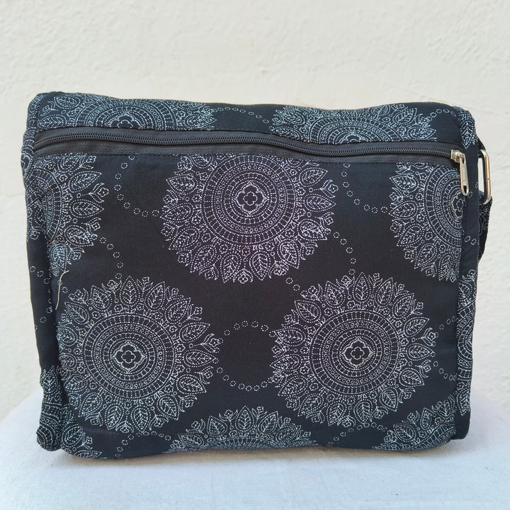 Multizipper Sling 4 Zips Black with circle print