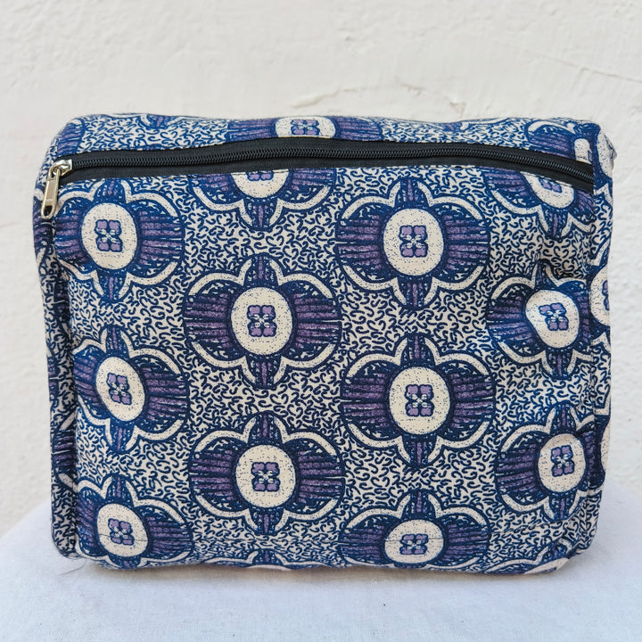 Multizipper Sling 4 Zips Blue with dot print