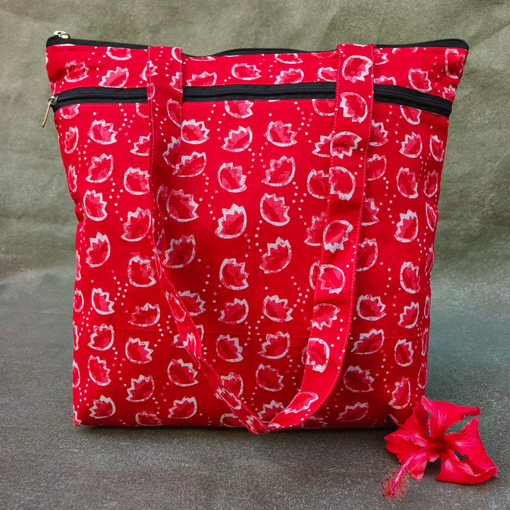 Medium Size Handbag Red with white Bud print