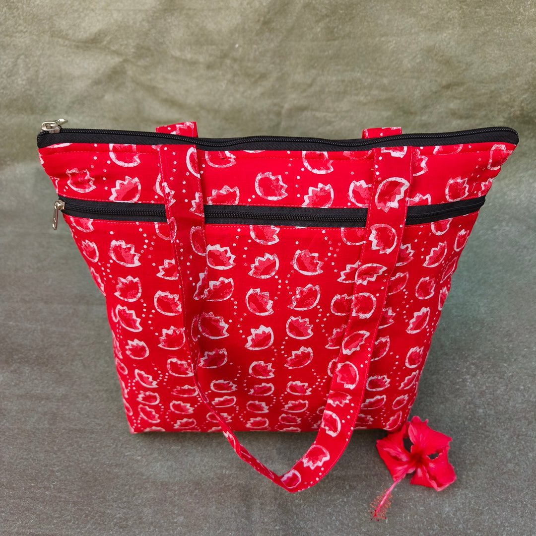 Medium Size Handbag Red with white Bud print