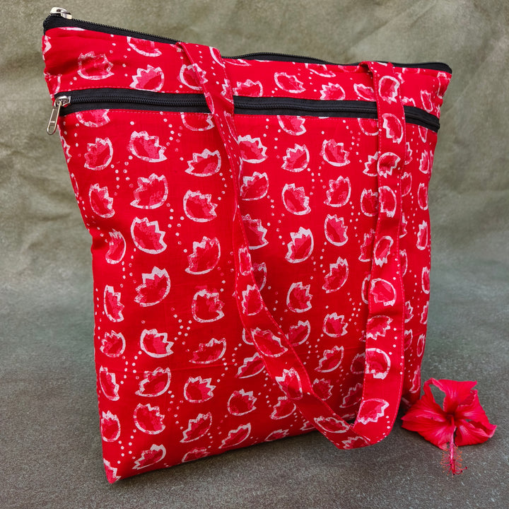 Medium Size Handbag Red with white Bud print