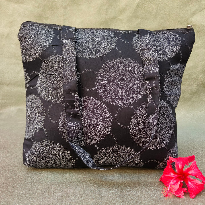Medium Size Handbag Black with circle print