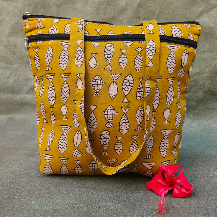 Medium Size Handbag Green with fish print