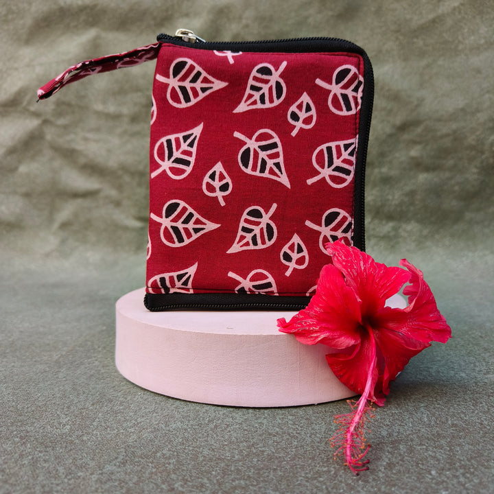 Mini wallet  with card holder Red with leaf print