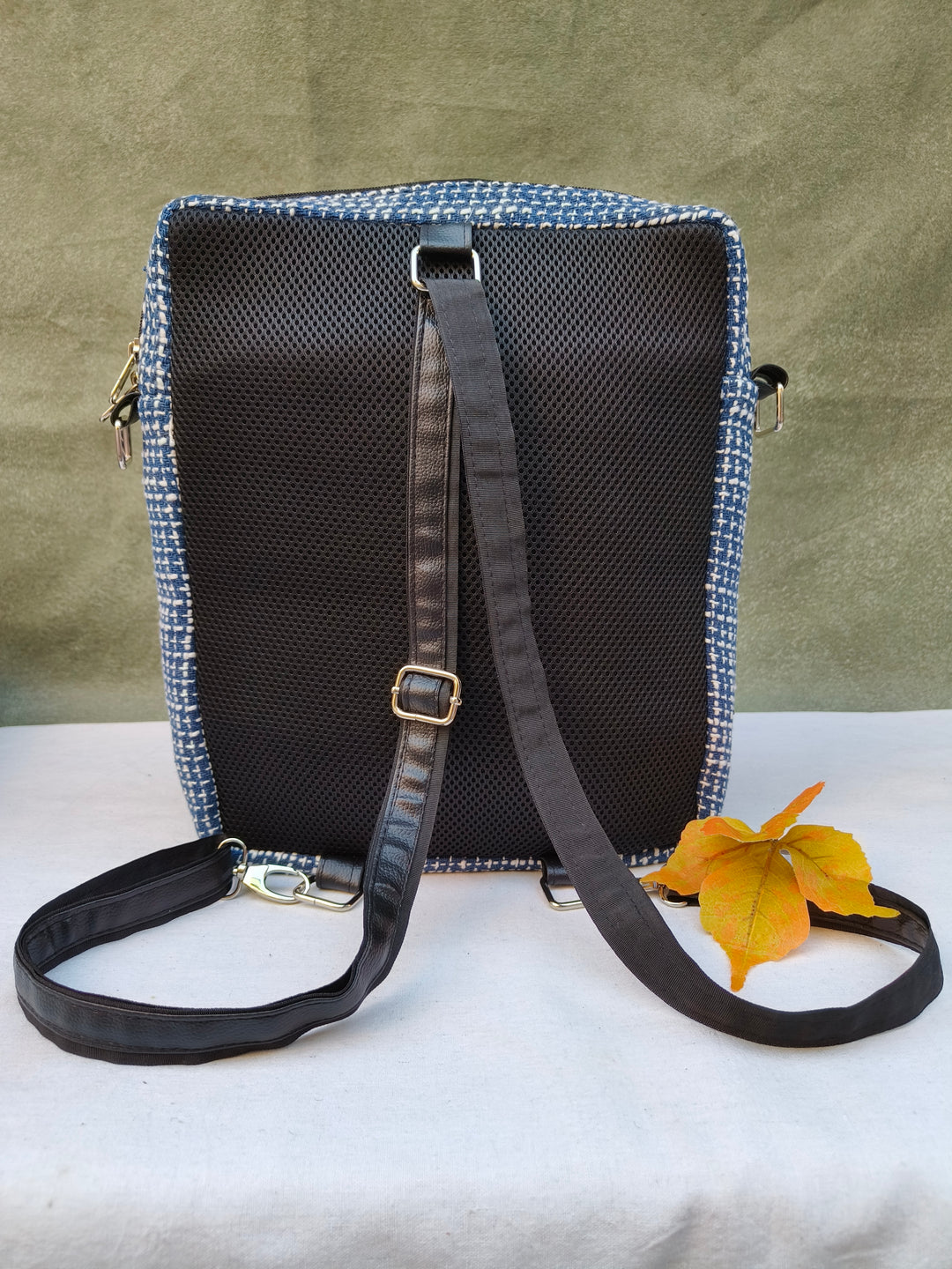 Lap sling cum backpack blue with white lines print