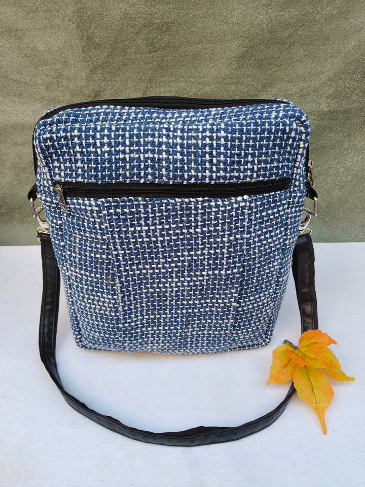 Lap sling cum backpack blue with white lines print
