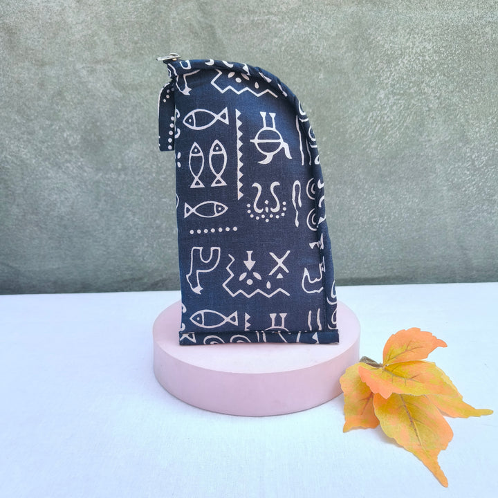 Phone Holder Black With White Art Print