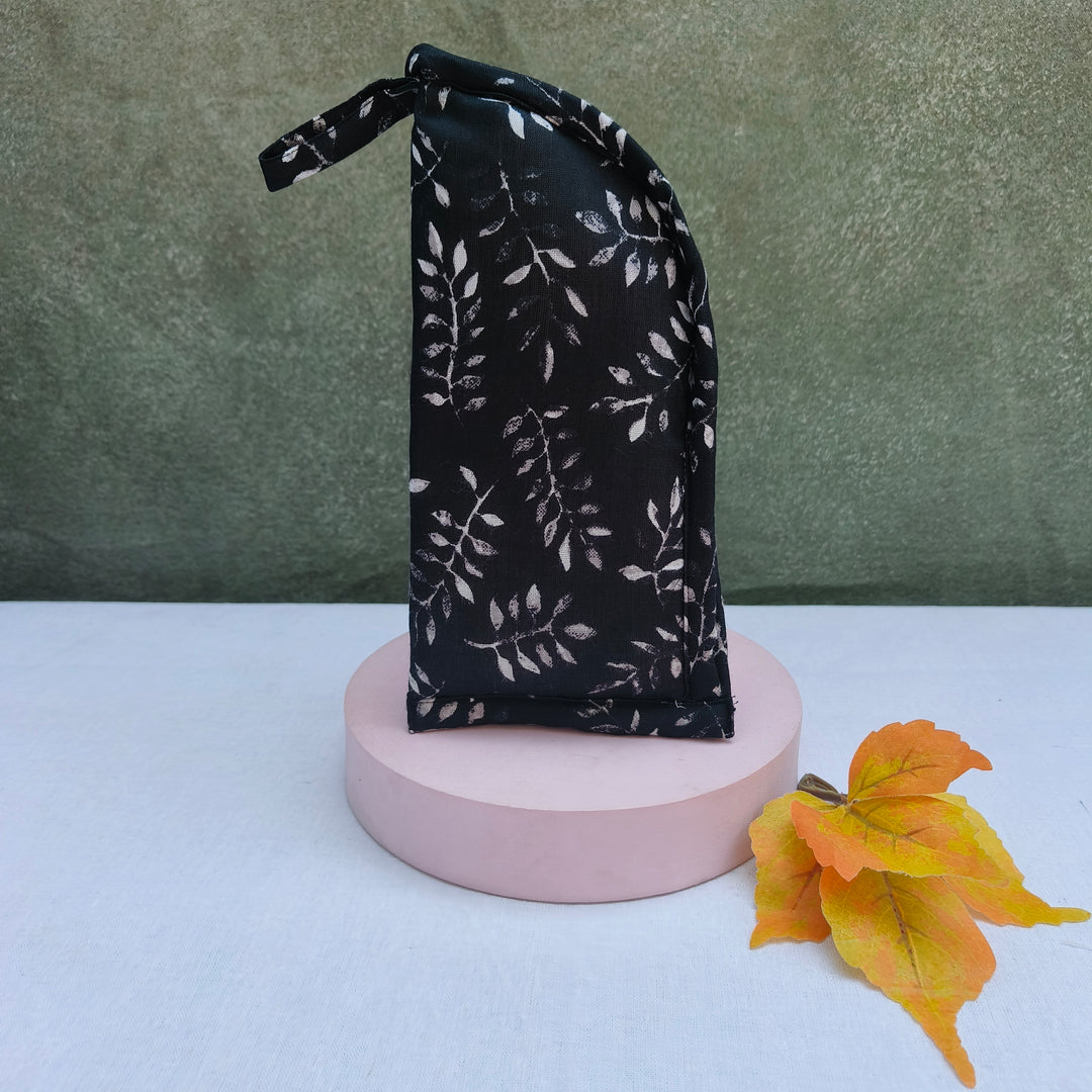 Phone Holder Black With White Plant Print