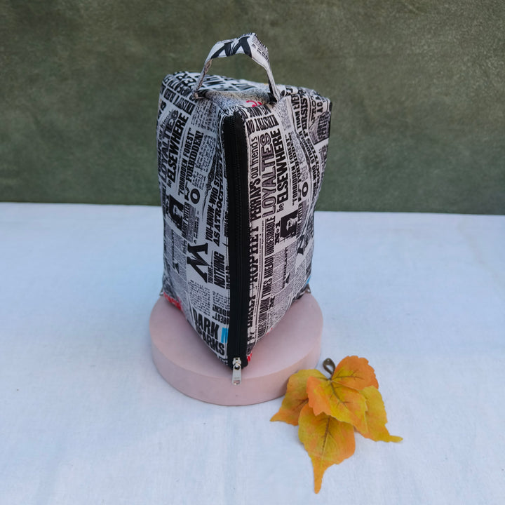 3 Way Zip Vanity White With News Paper Print