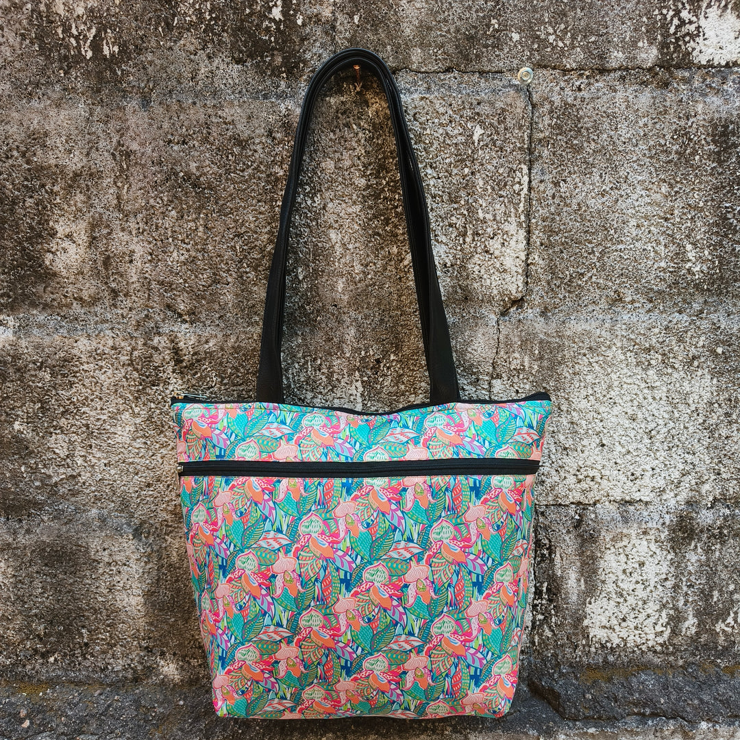 Tote with Bottle Holder Multi Color With Flower Print