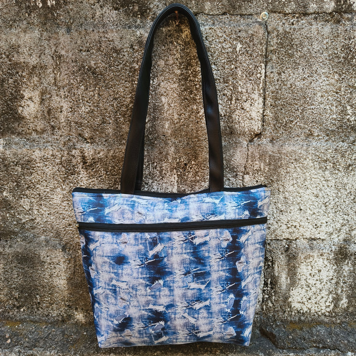 Tote with Bottle Holder Blue Color With White Shade Print