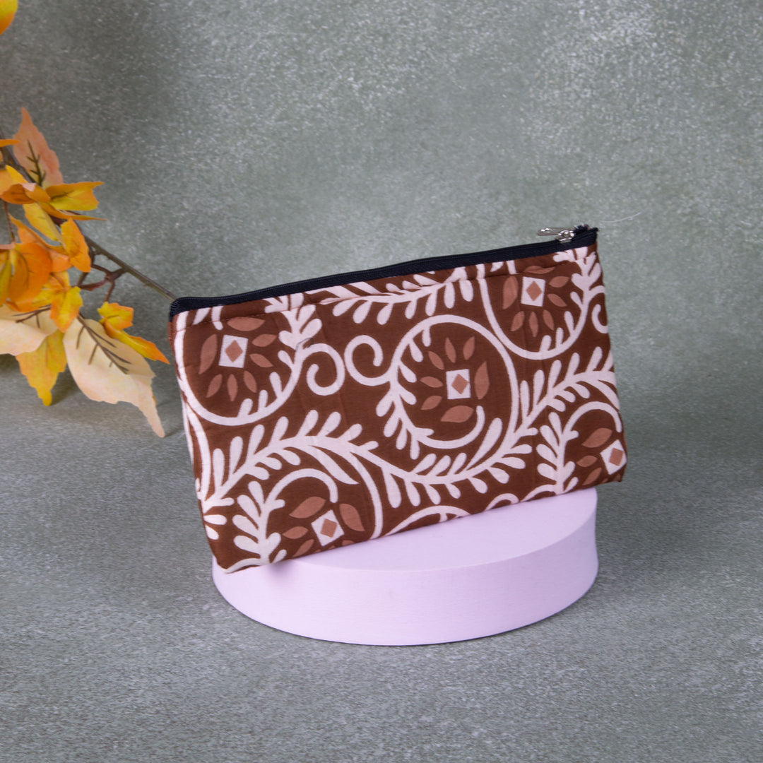 Cotton Purse Brown with White Circle Design.