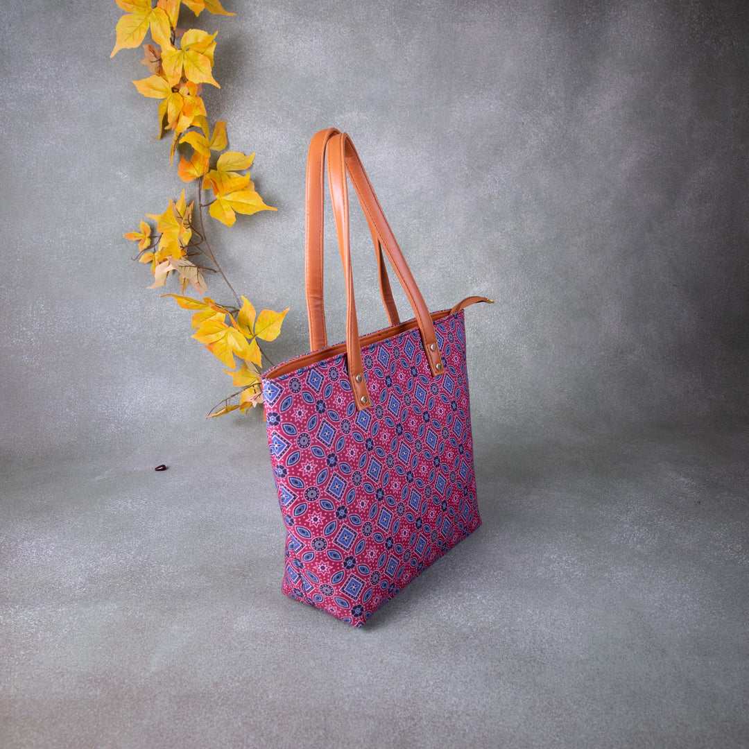 9am to 5pm Totes Red with Blue Flower Design.