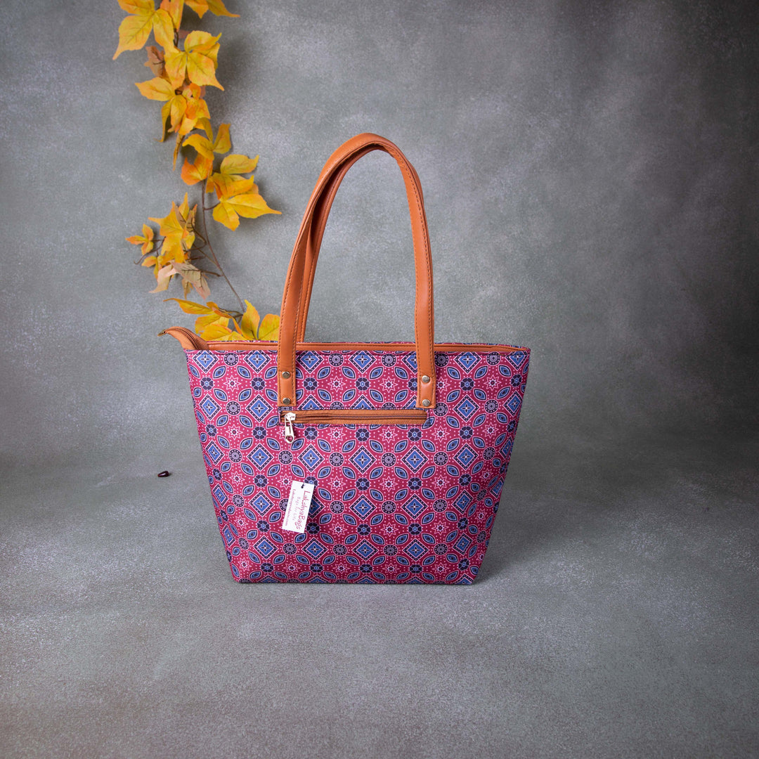 9am to 5pm Totes Red with Blue Flower Design.