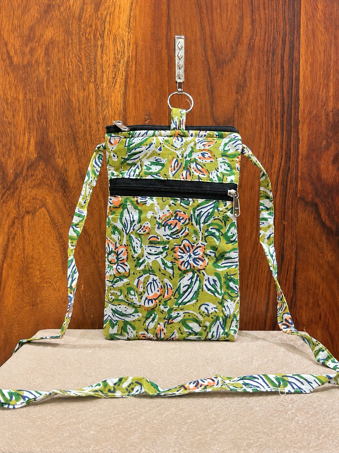 Mobile Sling - Green floral