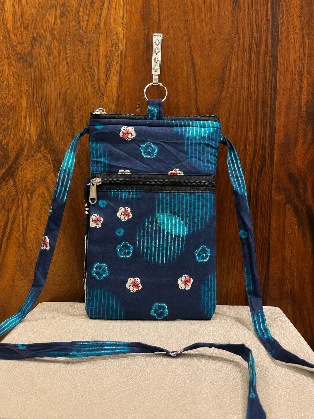 Mobile Sling -bandhan rangoli print (With Saree Clip)