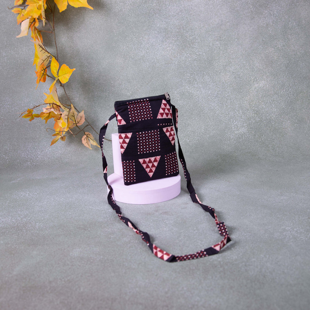 Daily Sling Black Colour with Maroon Triangle Design