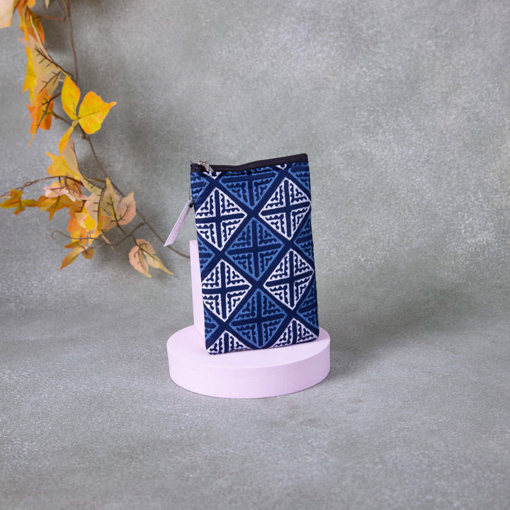 Saree Clip Mobile Pouch Blue Colour with Diamond Design