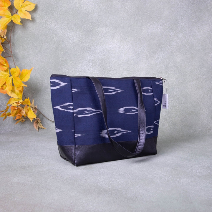 Sarus Crane Series Jumbo Tote Blue Colour with White Oval Design