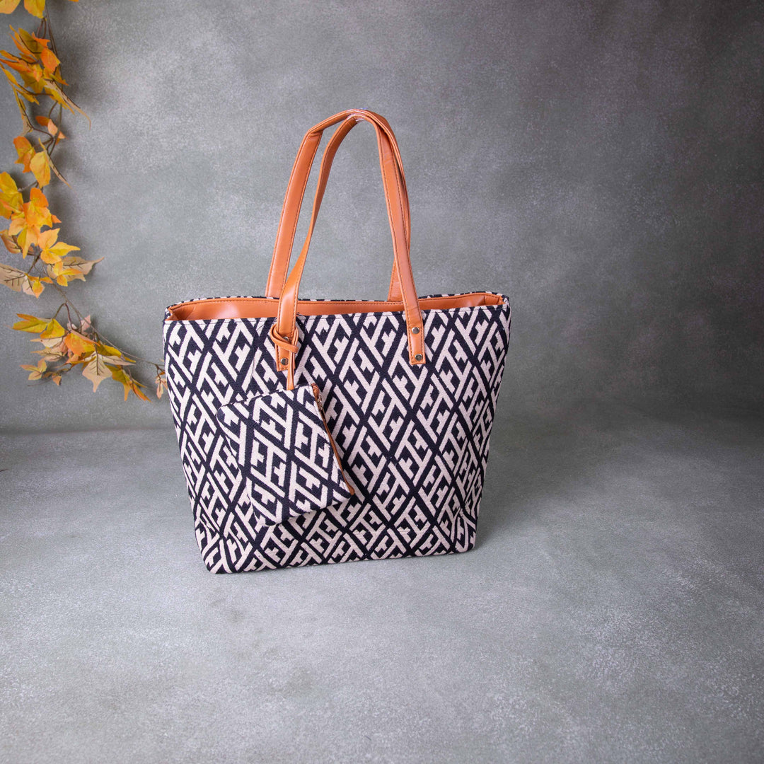 Little Xtra Water-ressistant Totes Black Colour with Sandal Symmetrical Design