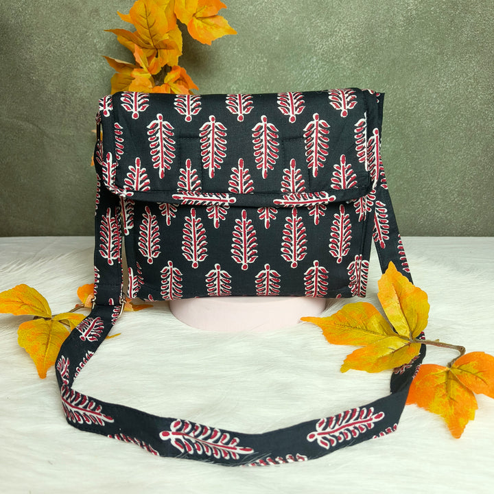 Multizipper Sling 4 Zips black Leaf print