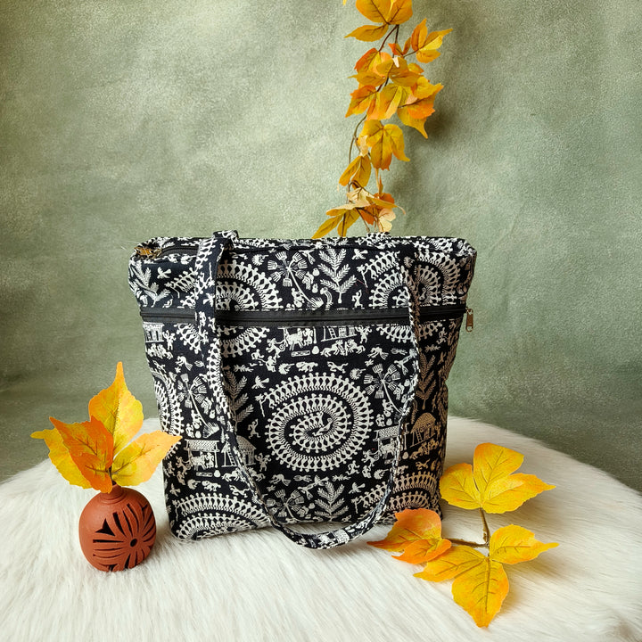 9Am to 5Pm tote Black white print bag