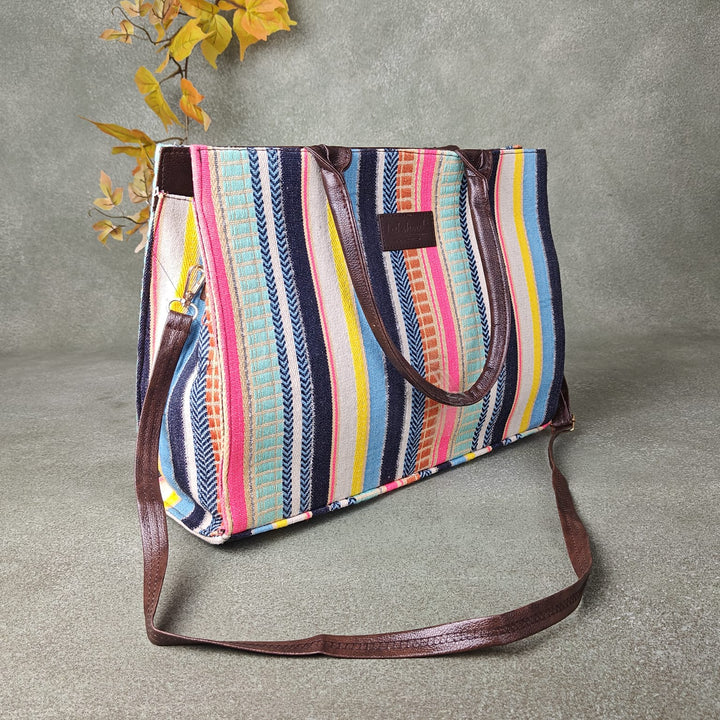 Chic Laptop Totes Herringbone Prints Design