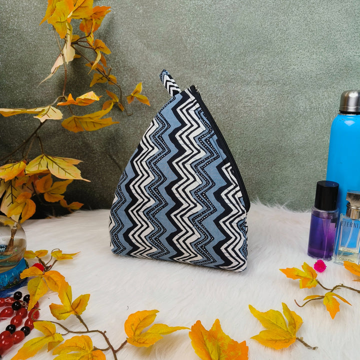 Weavers Nest Pouch - Large Grey with White and Black Zig Zag Design