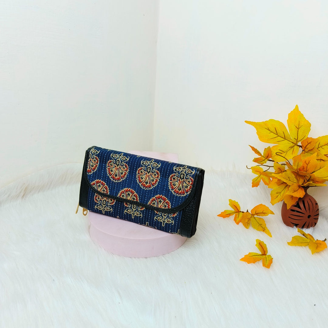 Handmade Wallets Dual Zip Blue with Sandal Anthemoin Prints