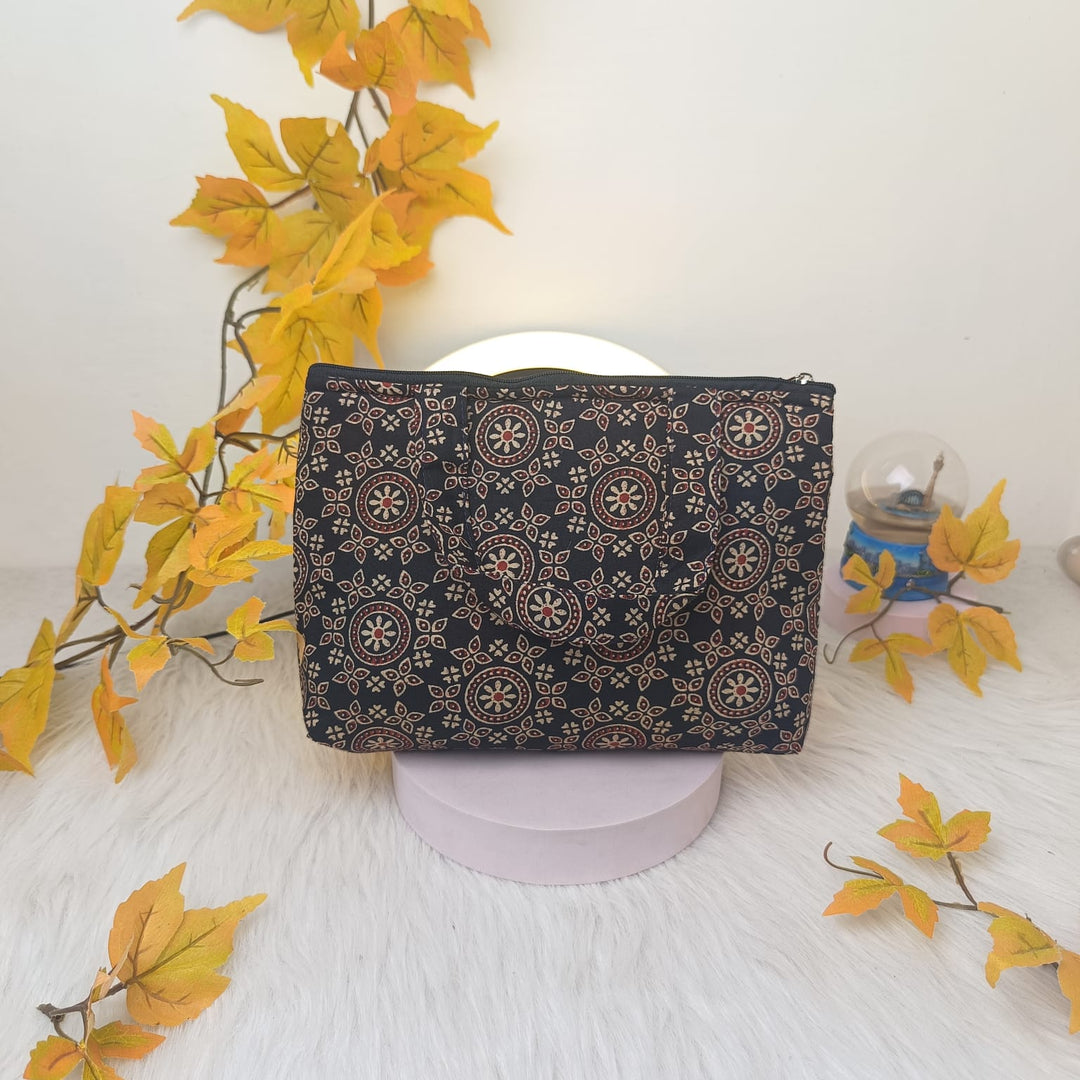 Bristlefront everyday handy bags Black With Floral Design.