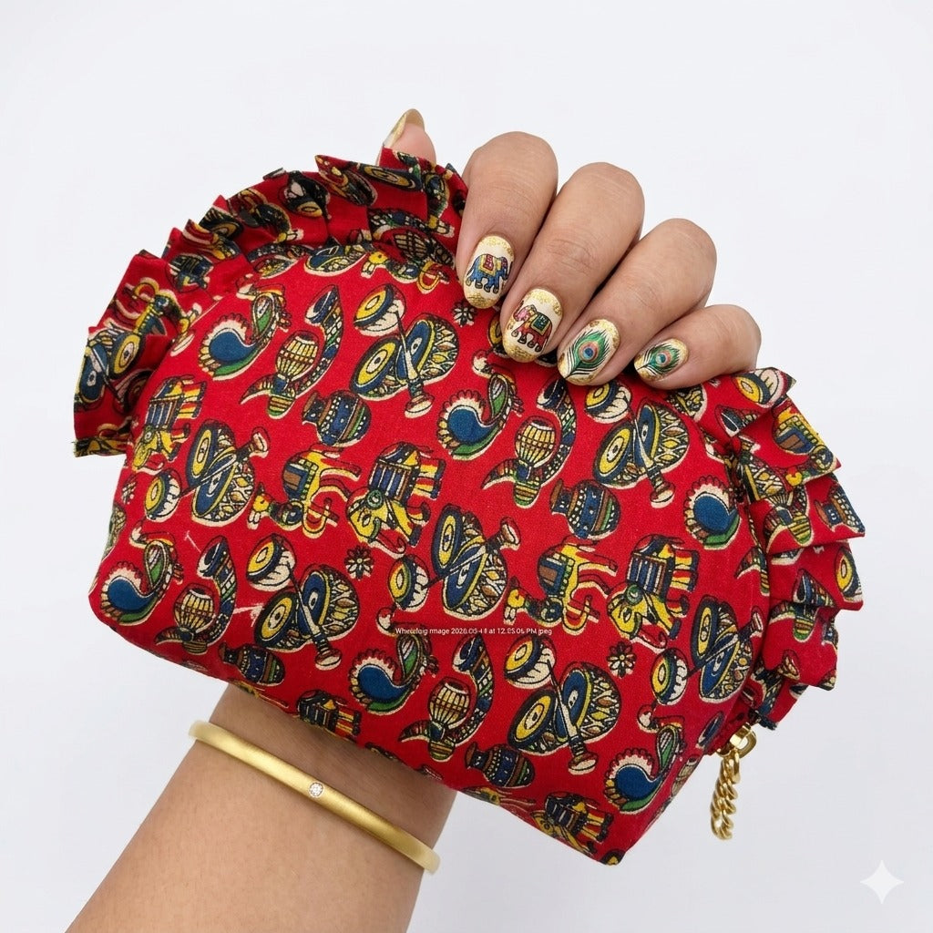 Frill Purse red with music instruments
