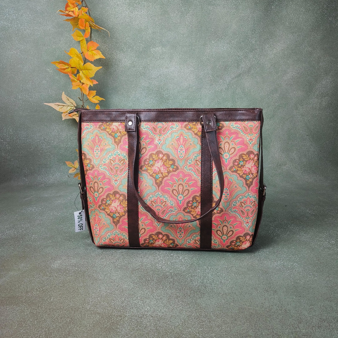 XL laptop Totes Orange and Green Quatrefoil Prints Design